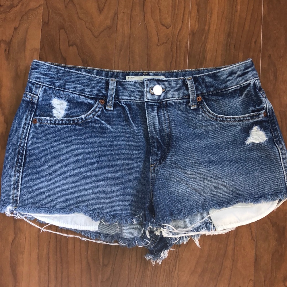 Distressed Topshop Cory shorts